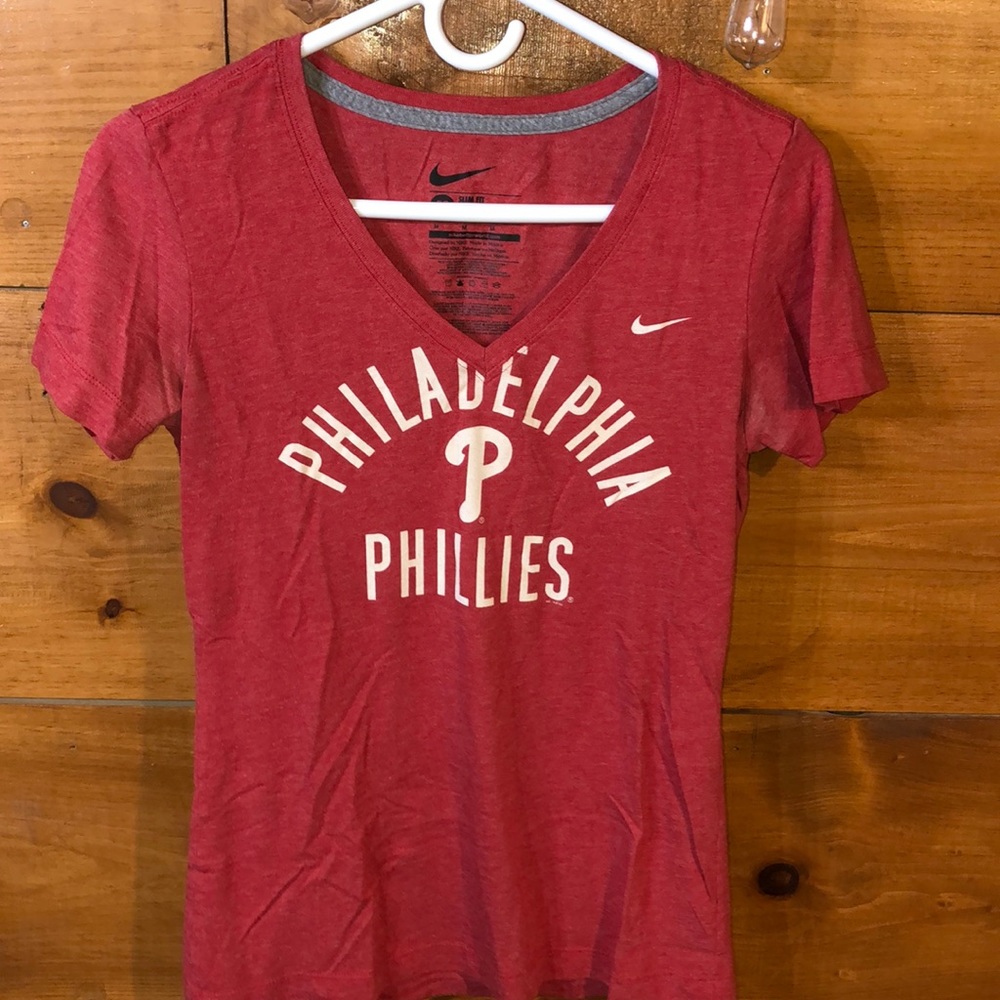 Nike Philadelphia Phillies t shirt!